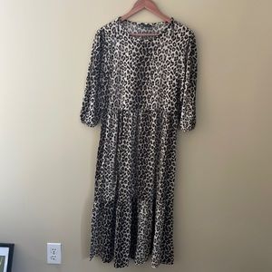 Zara - puff quarter sleeve animal print dress